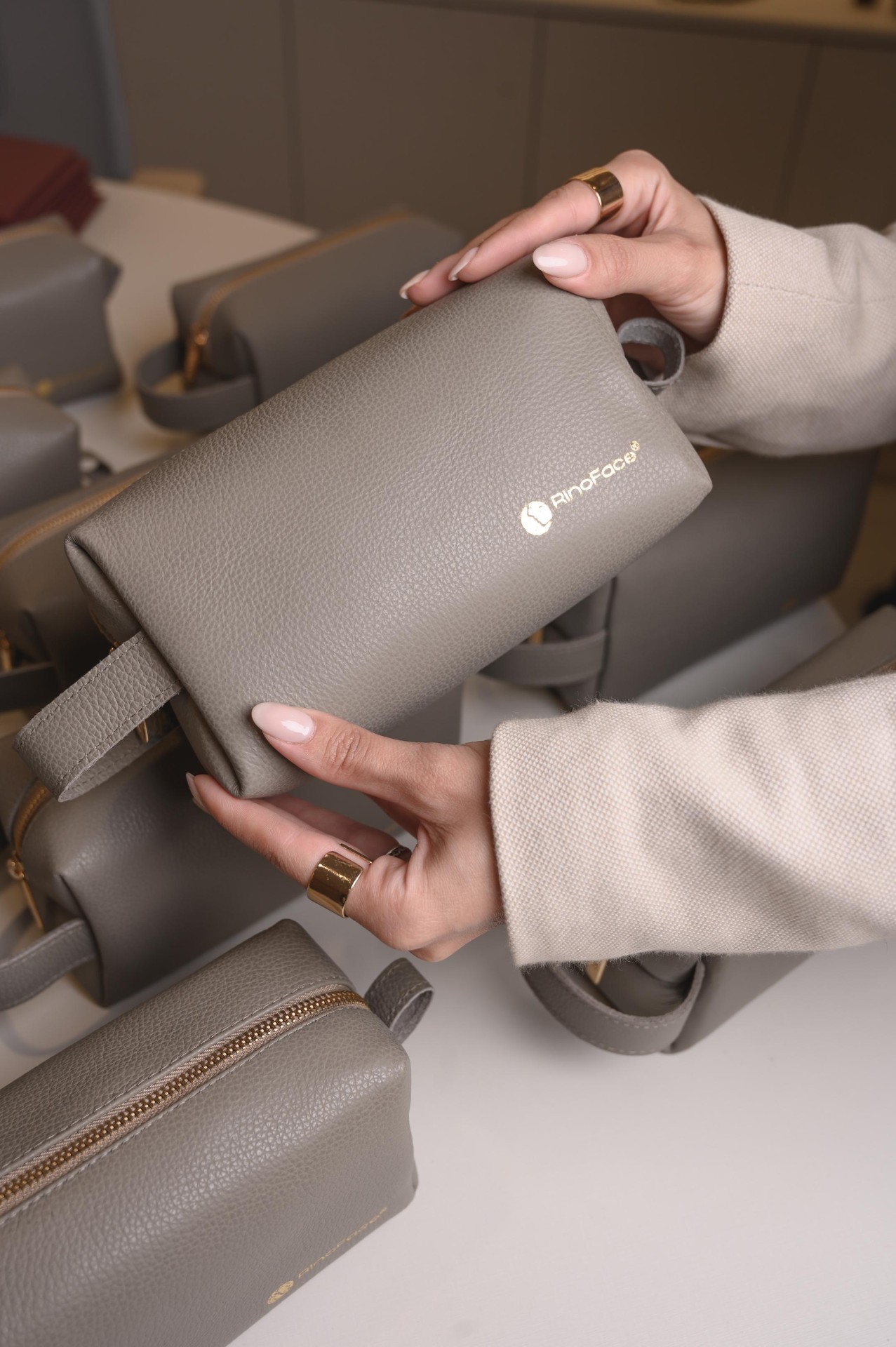 Necessaire