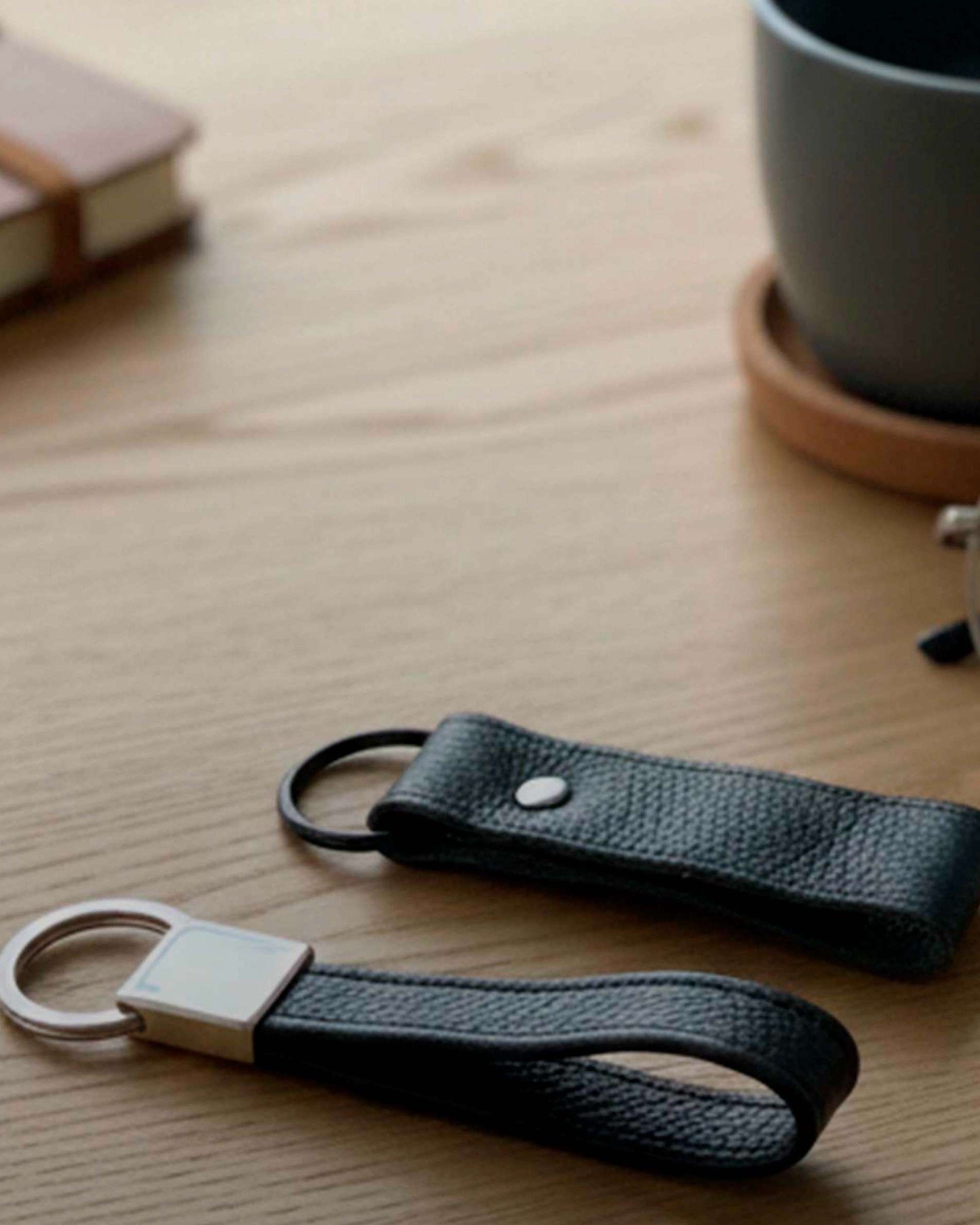 Chaveiro Slim Argola em couro legítimo